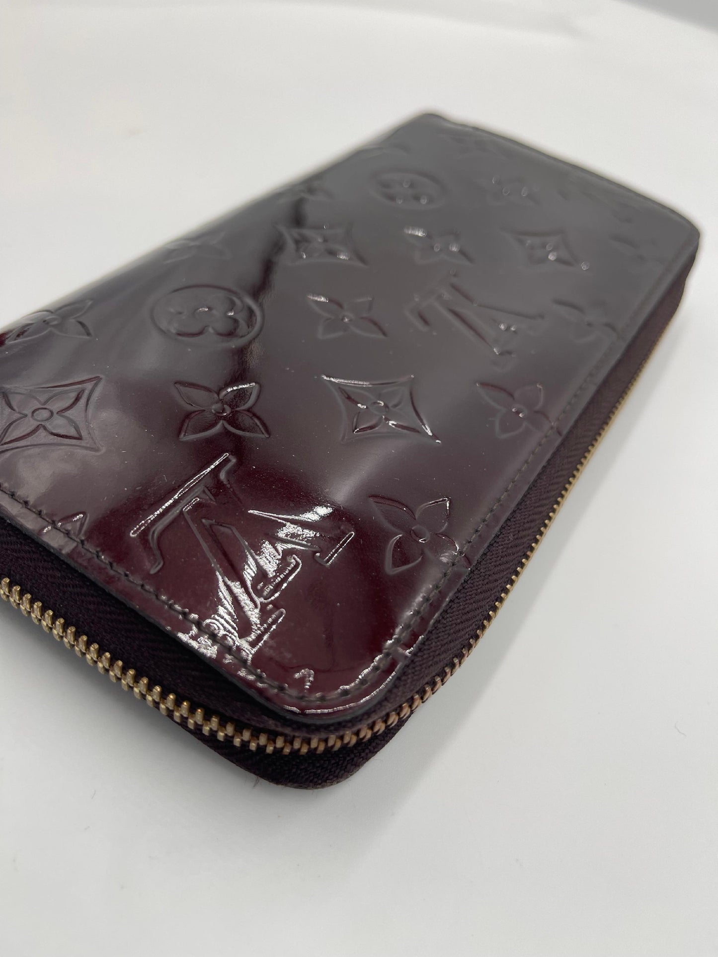 Louis Vuitton Zipp Wallet Vernis (AI822)