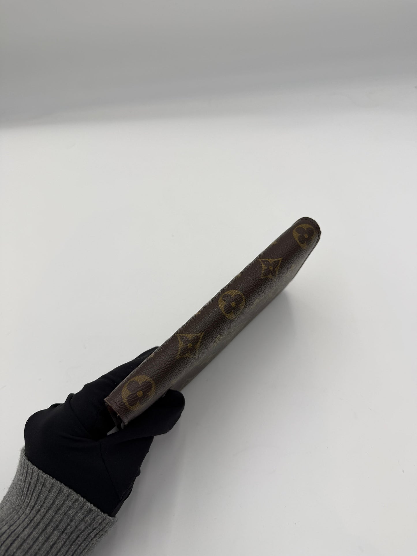 Pre-Owned Louis Vuitton Monogram Sarah Wallet AJ100