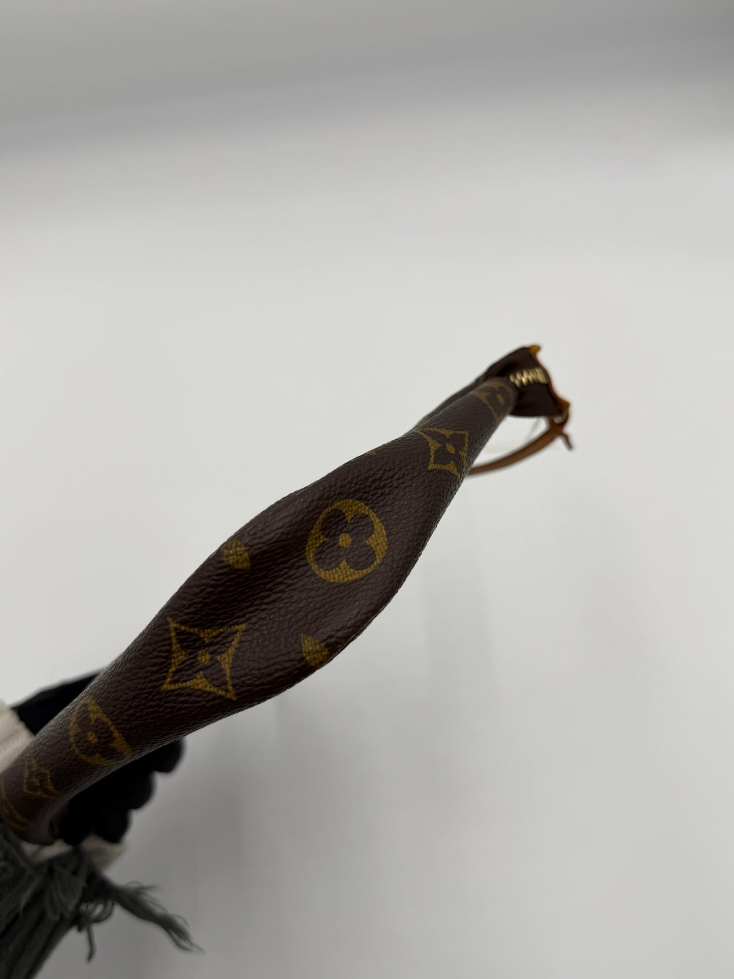 Pre-Owned Louis Vuitton Pochette Accessoires AI933