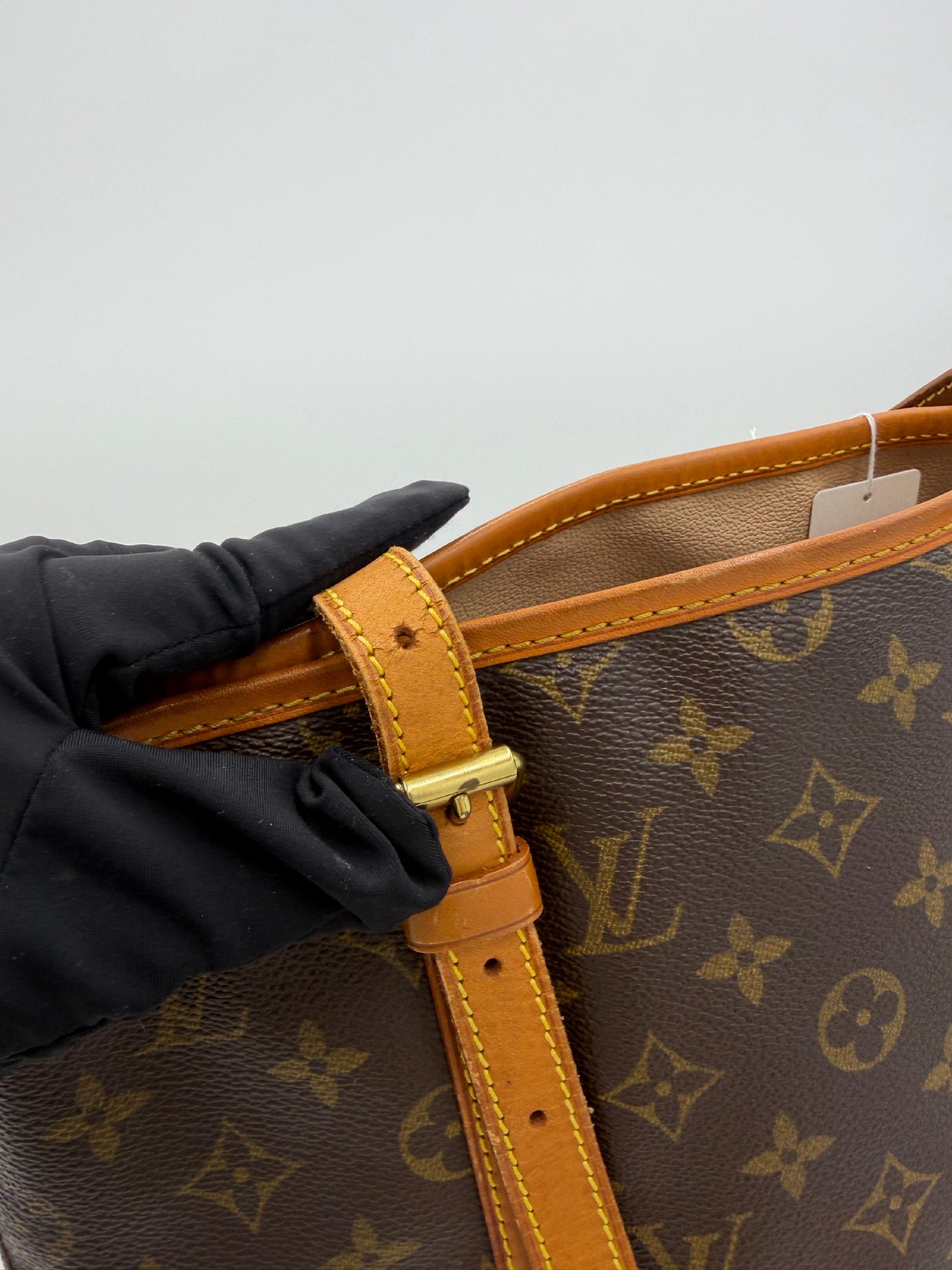 Pre-Owned Louis Vuitton Monogram Bucket GM AJ127