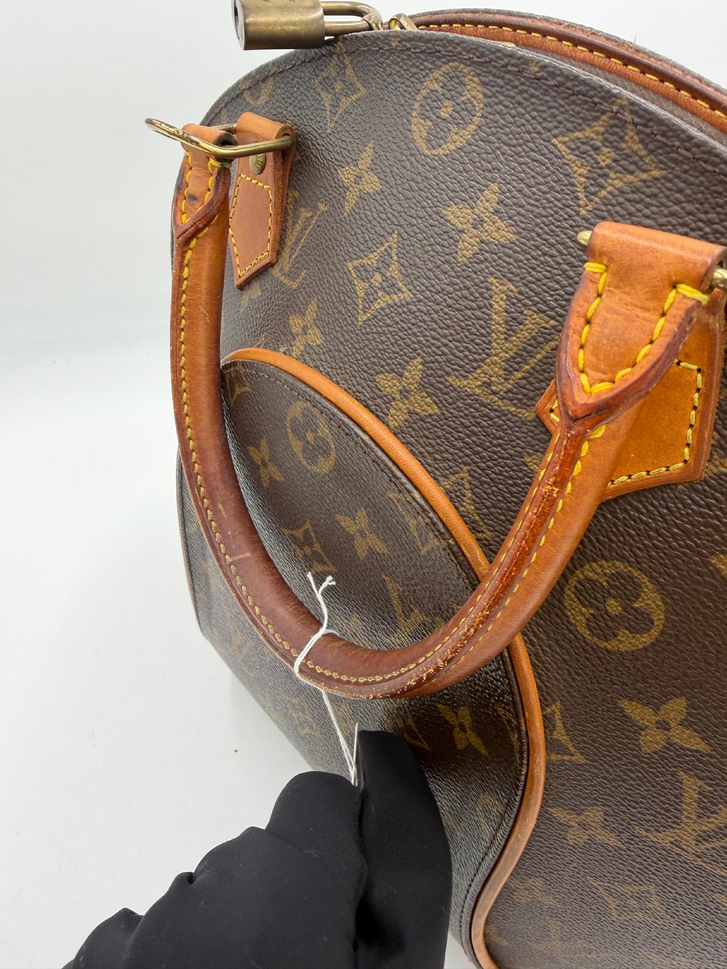 Pre-Owned Louis Vuitton Monogram Ellipse MM AJ195