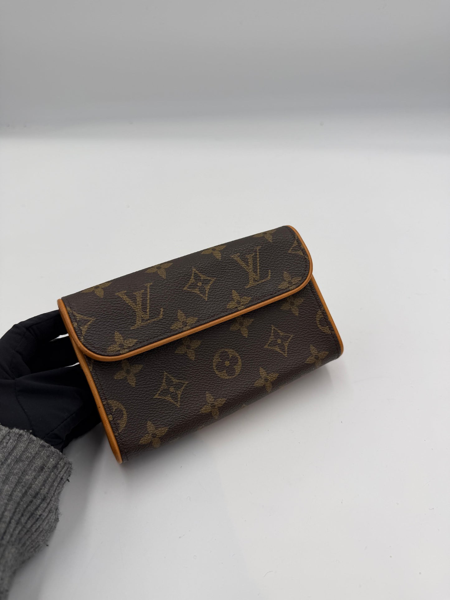 Louis Vuitton Pochette Florentine