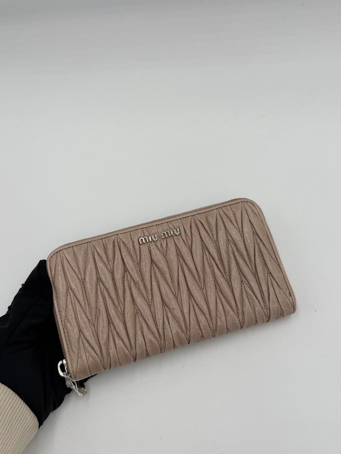 Miu Miu Nappa Zippy Wallet