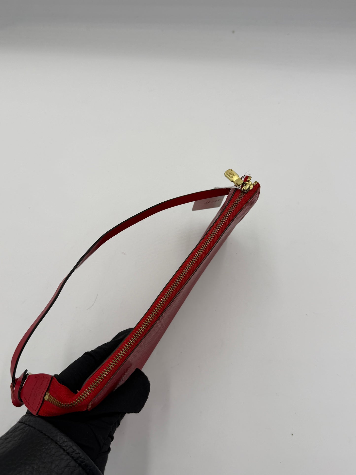 Louis Vuitton Epi Pochette Accessoires
