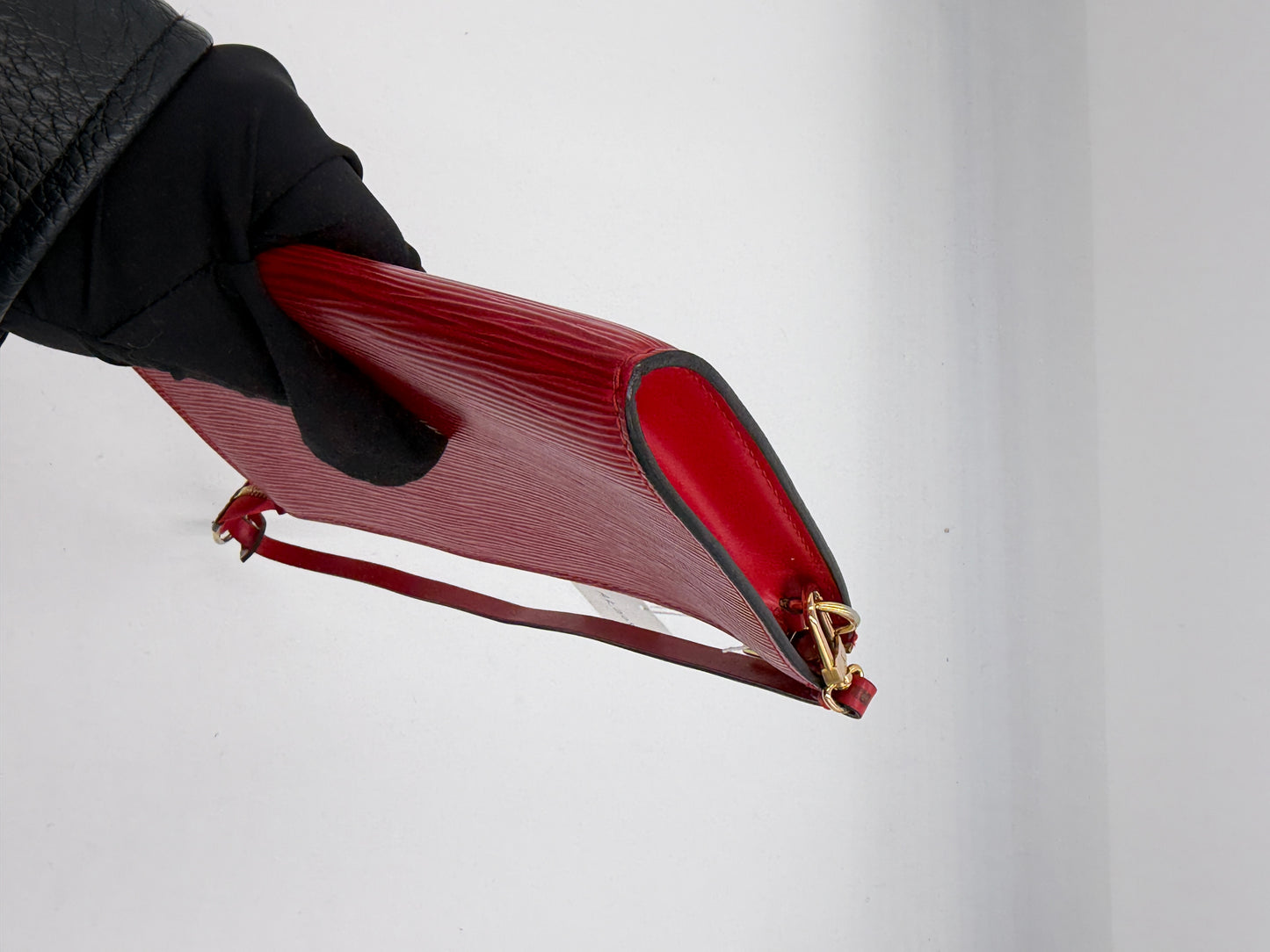 Louis Vuitton Epi Pochette Accessoires