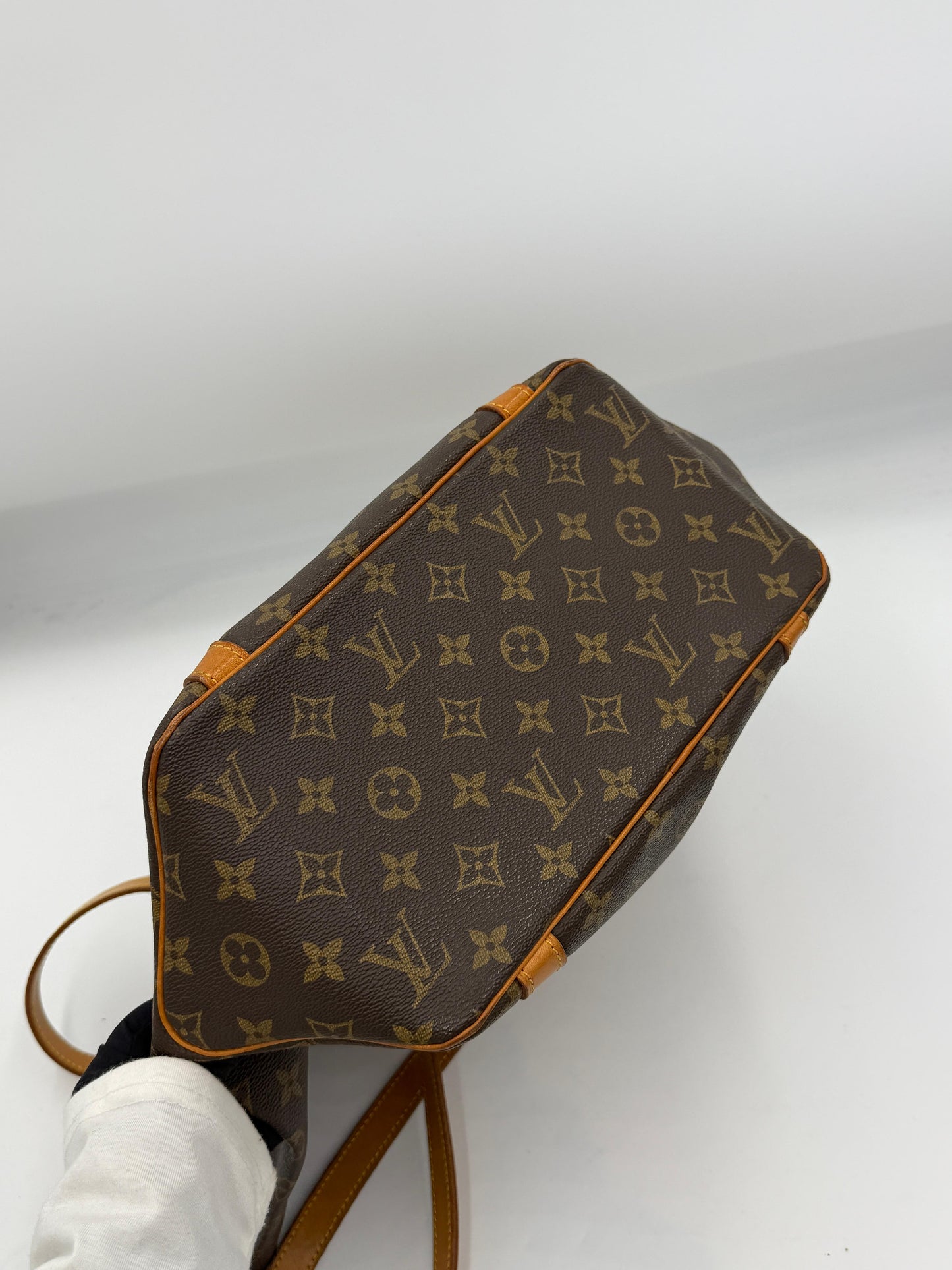 Louis Vuitton Monogram Sac Shopping