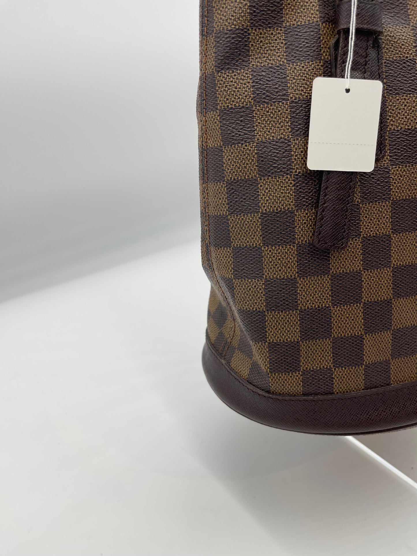Louis Vuitton Damier Marais