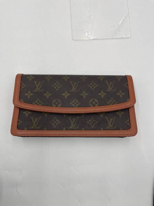 Louis Vuitton Pochette Dame