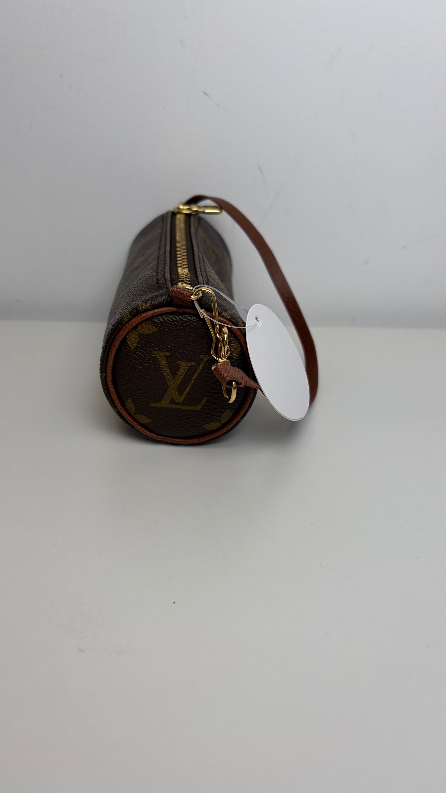 LOUIS VUITTON Monogram Papillon Pouch LV Auth 161312 161312