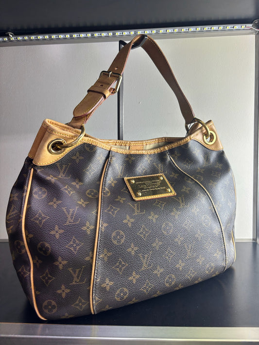 Louis Vuitton Monogram Galliera PM (B01272425M)