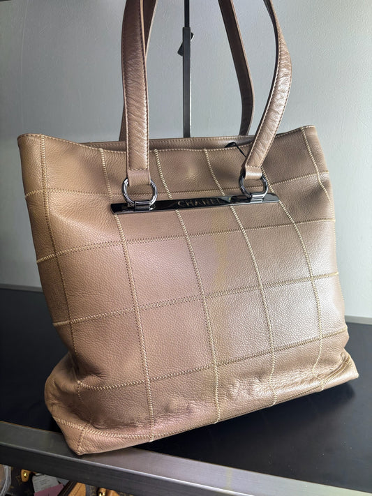 Vintage Chanel LAX Tote