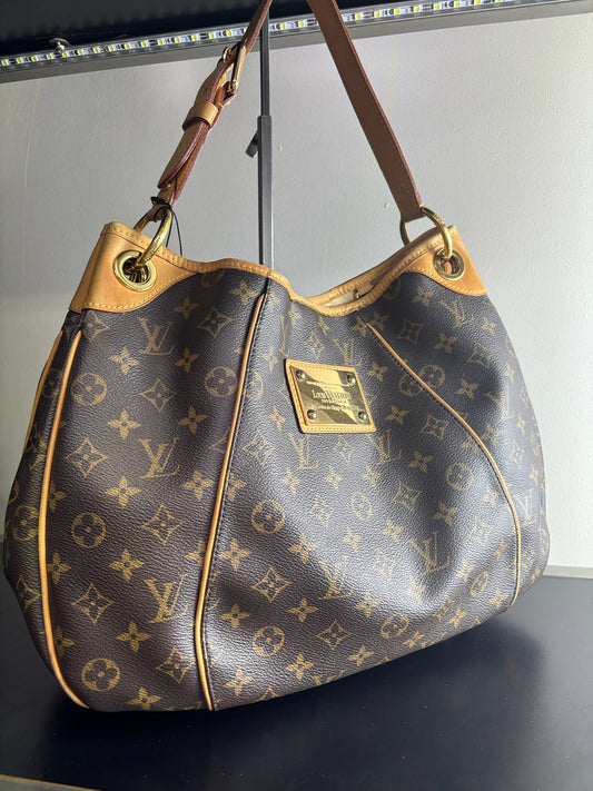 Louis Vuitton Monogram Galliera GM (B01279425M)