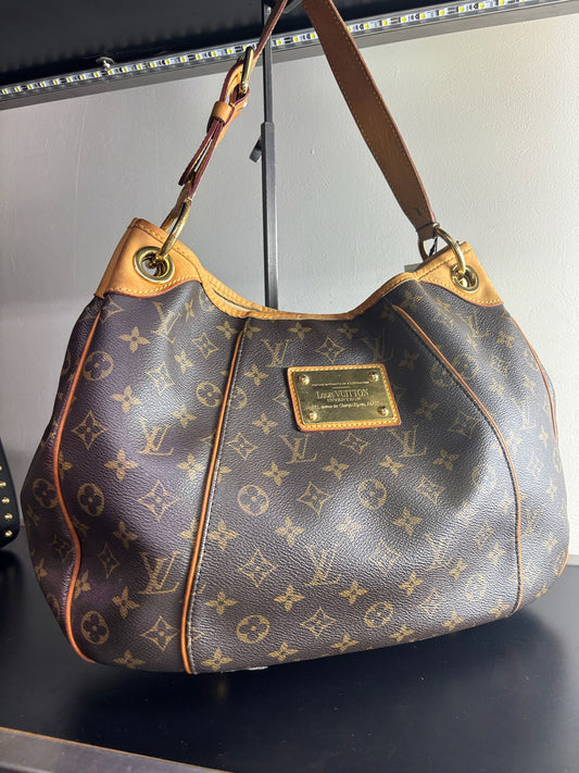 Louis Vuitton Monogram Galliera PM (B01279425AM)