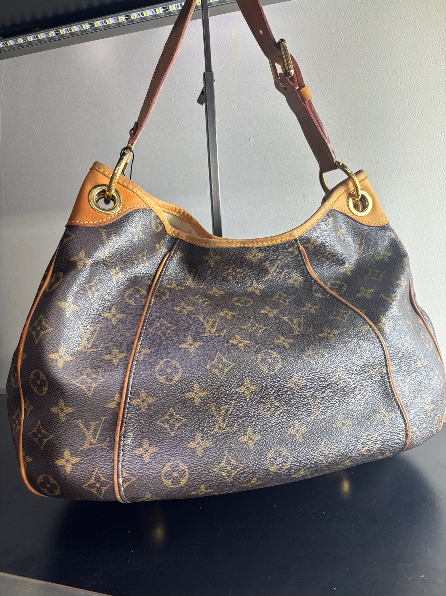 Louis Vuitton Monogram Galliera PM (B01279425AM)