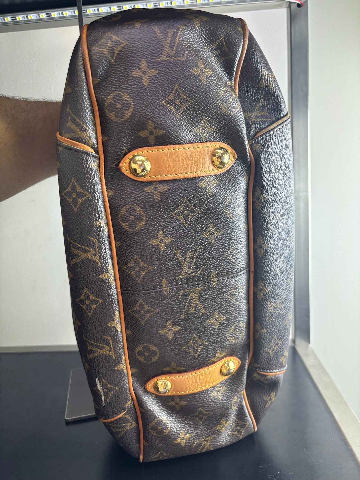 Louis Vuitton Monogram Galliera PM (B01279425AM)