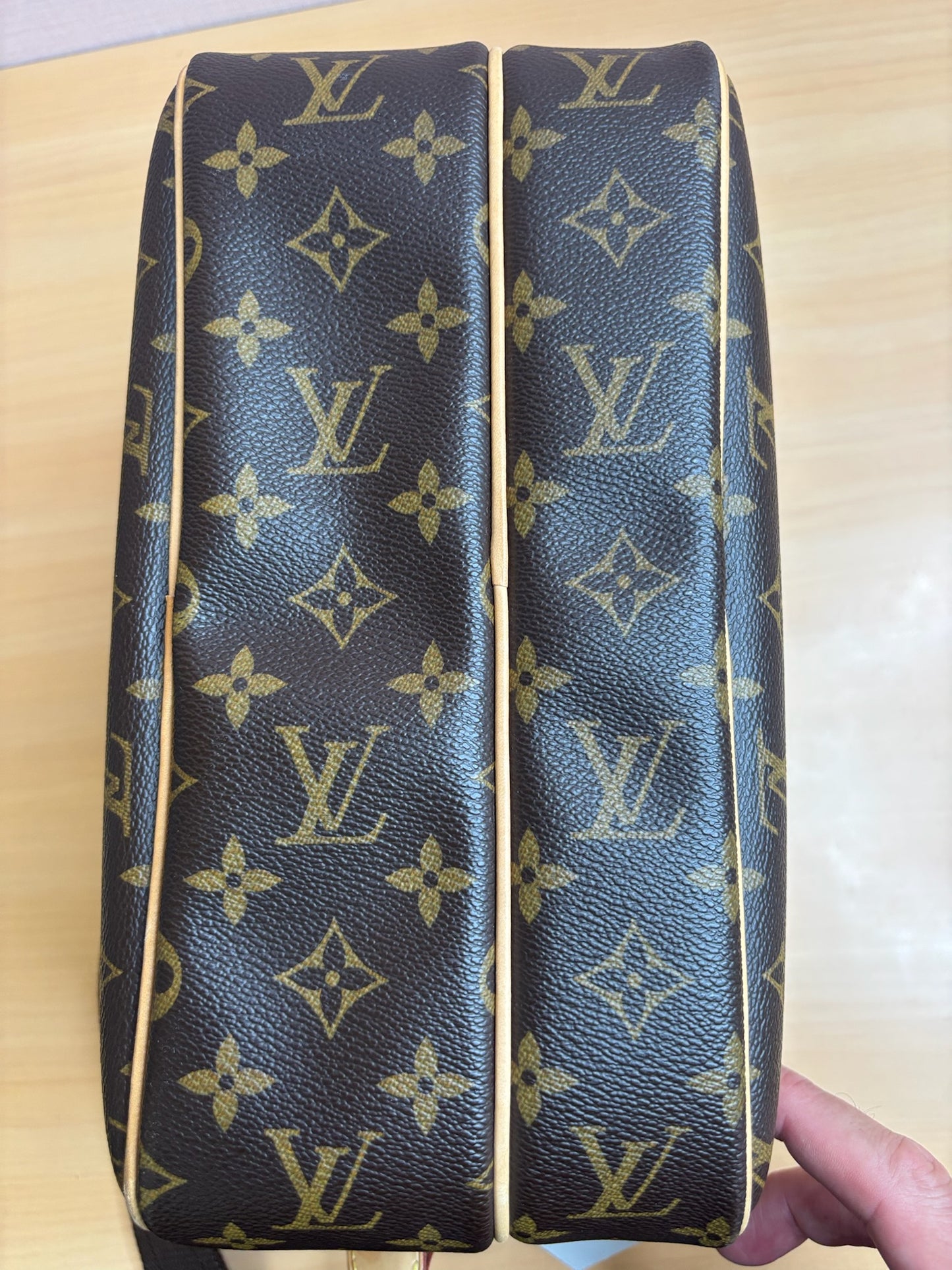 Louis Vuitton Reporter PM Bag