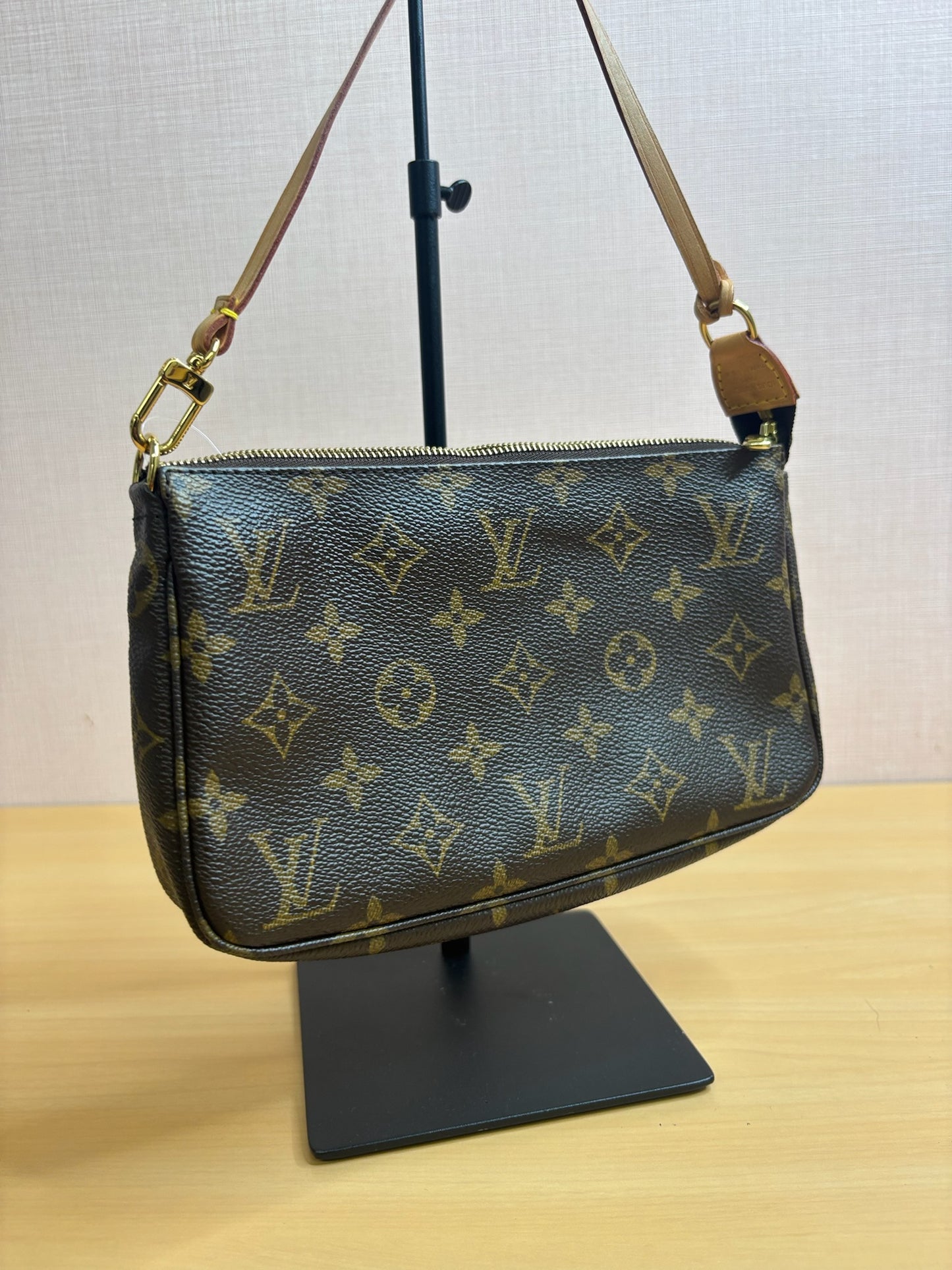 Louis Vuitton Monogram Pochette Accessoires