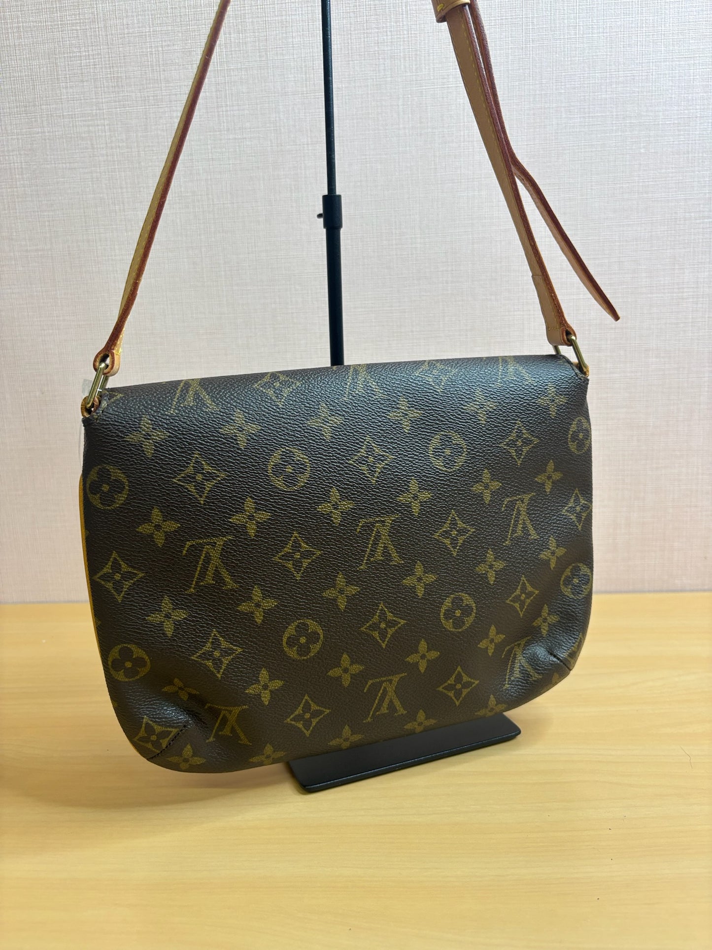 Louis Vuitton Musette Tango Shoulder Bag