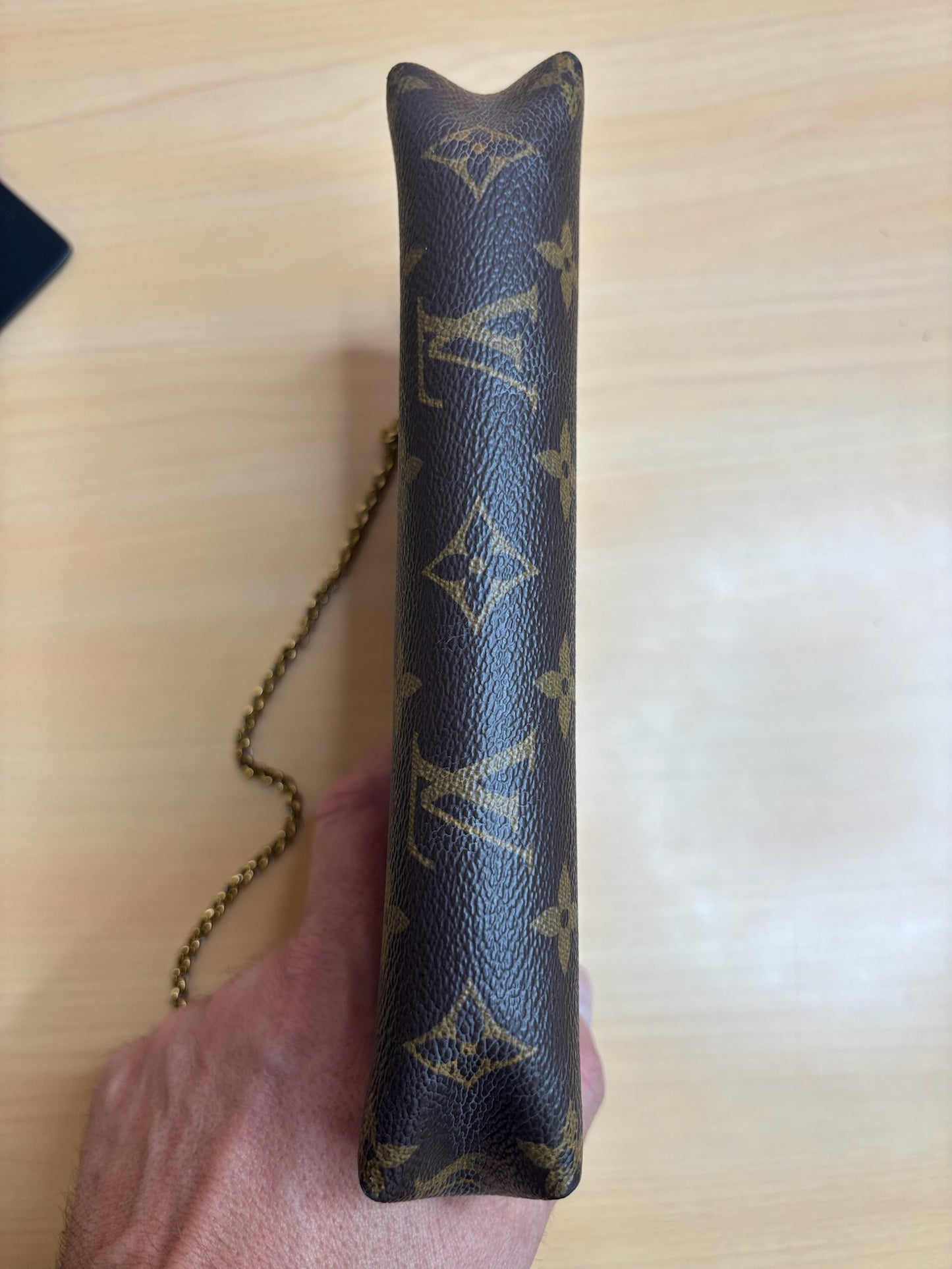 Louis Vuitton Monogram Pallas Clutch in Cerise