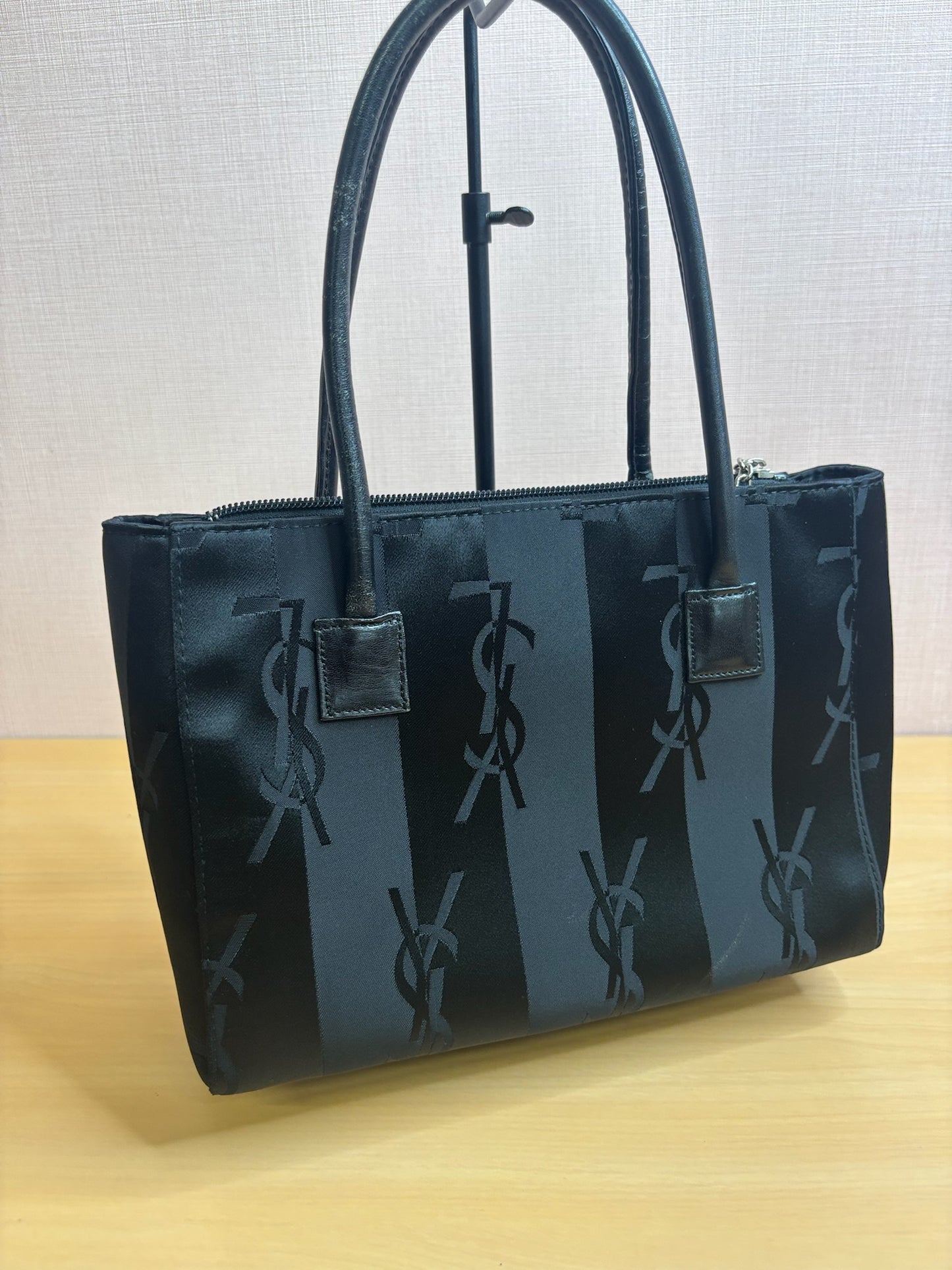 Yves Saint Laurent Tote Bag