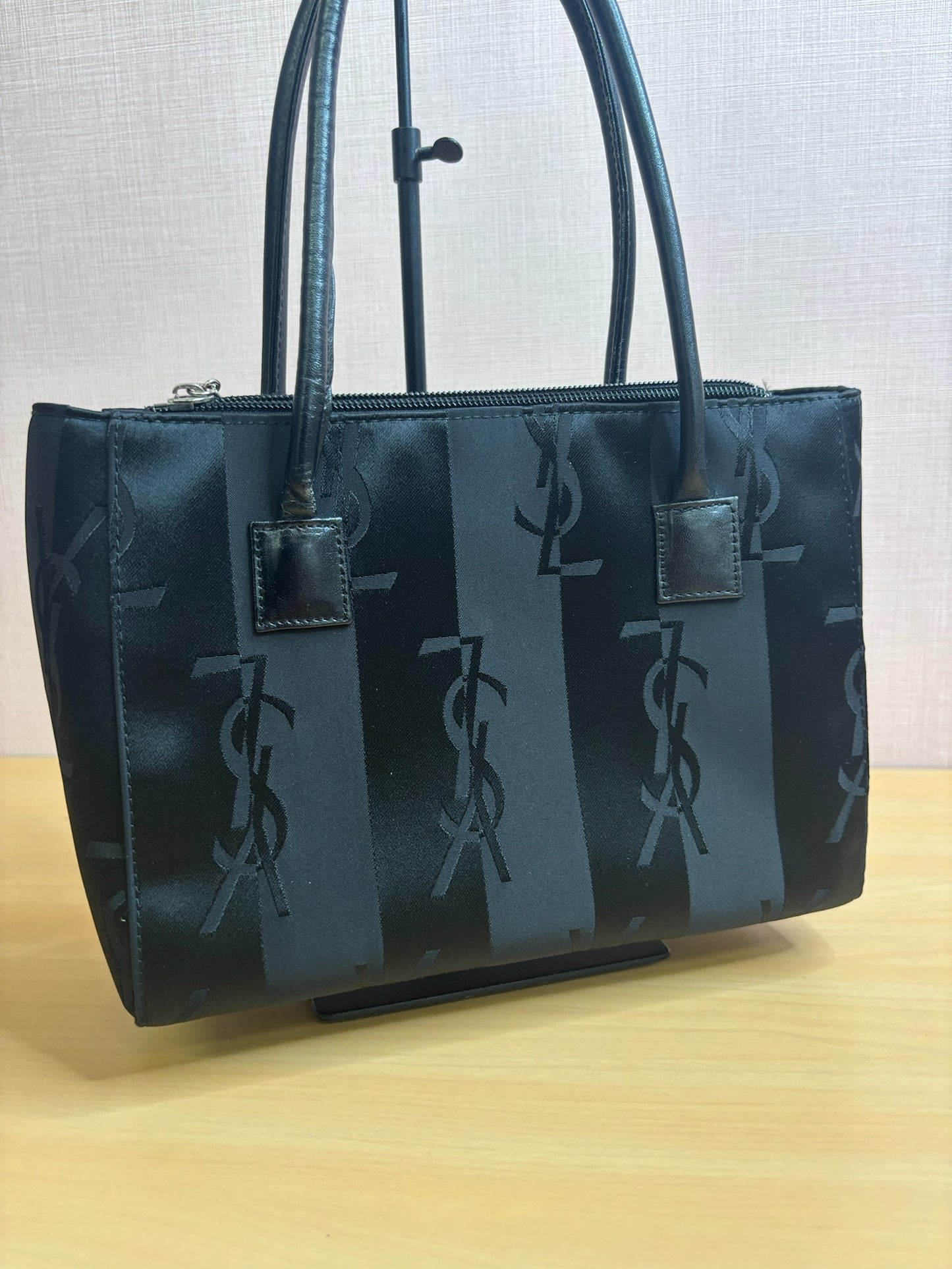 Yves Saint Laurent Tote Bag