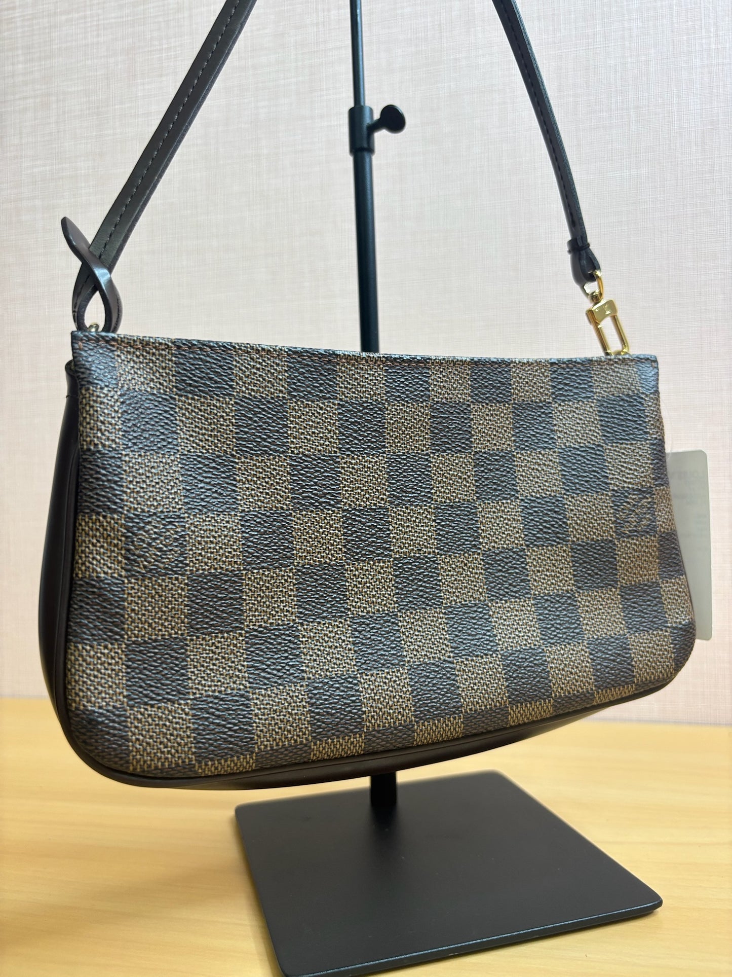 Louis Vuitton Damier Ebene Pochette Accessoires