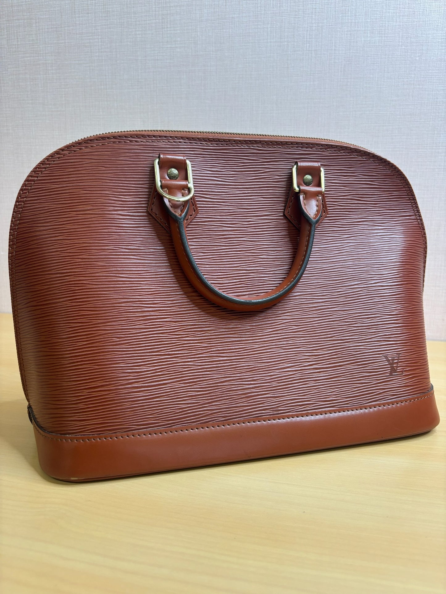 Louis Vuitton Alma in Brown Epi Leather