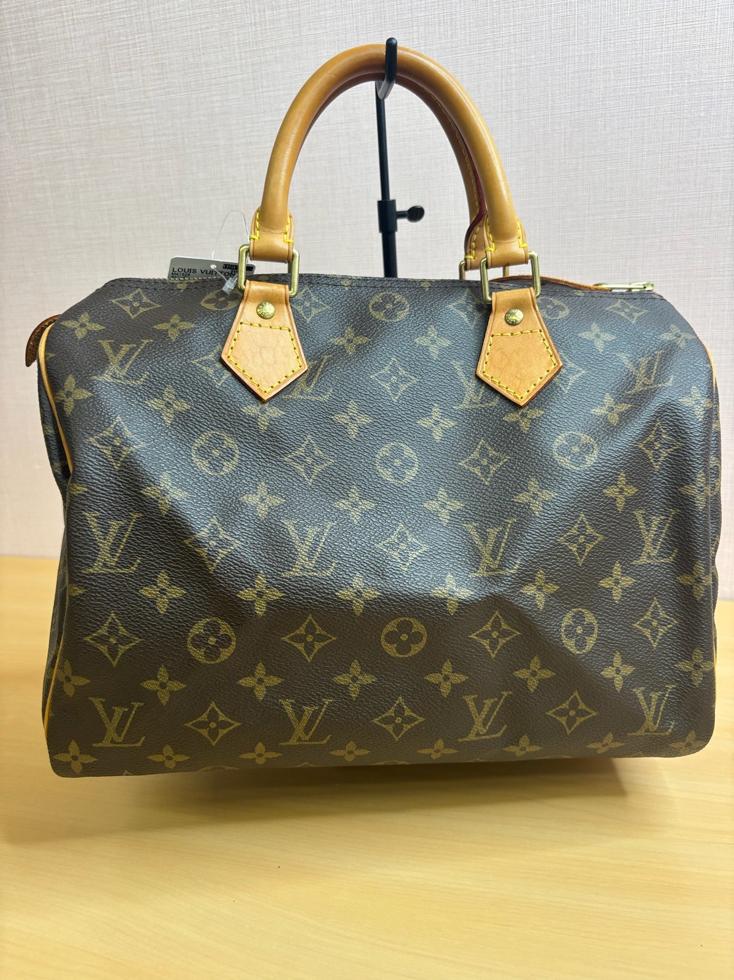 Louis Vuitton Speedy 30 in Monogram Canvas TH0051