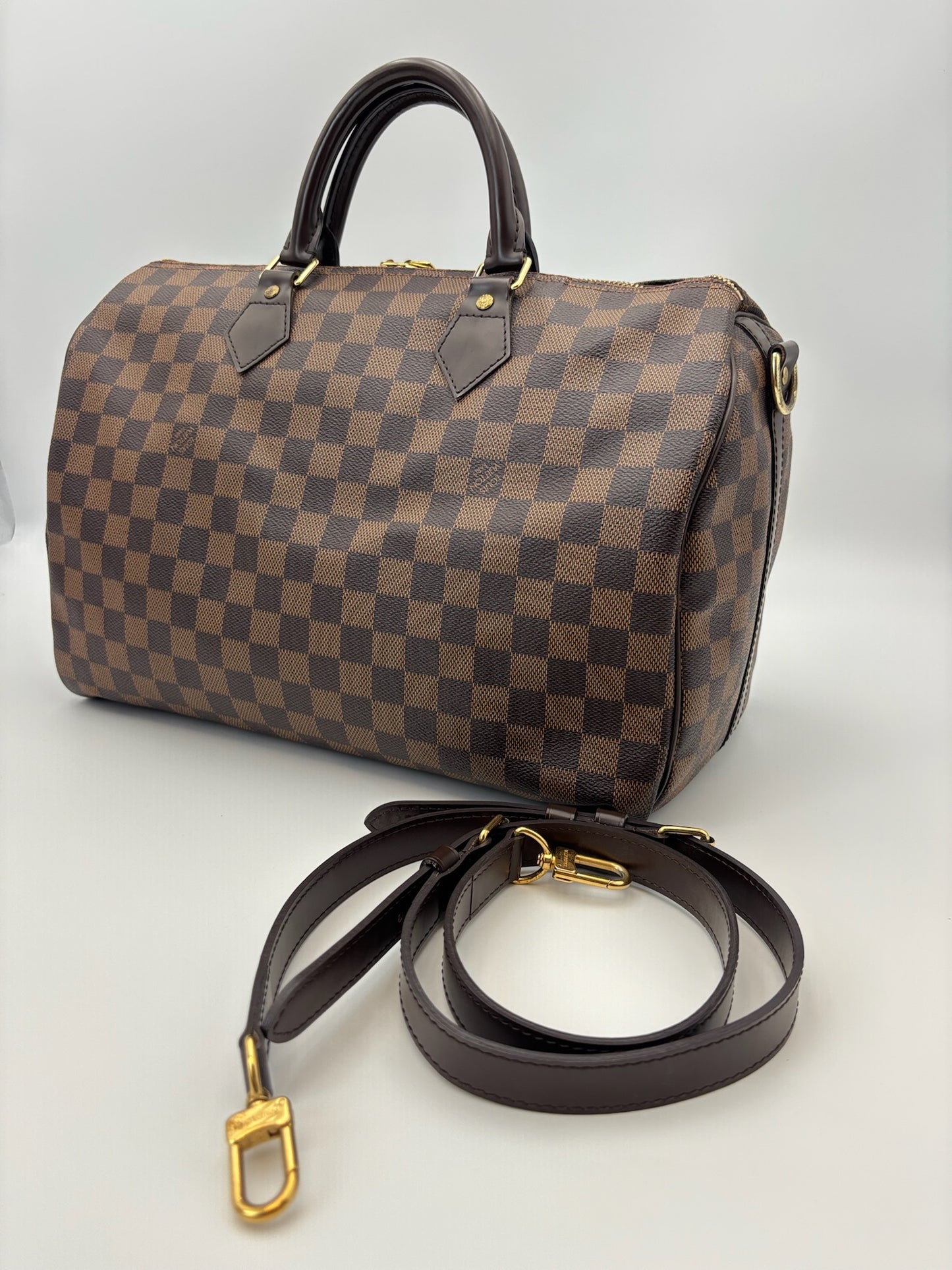 Louis Vuitton Speedy Bandouliere 35 in Damier Ebene Canvas