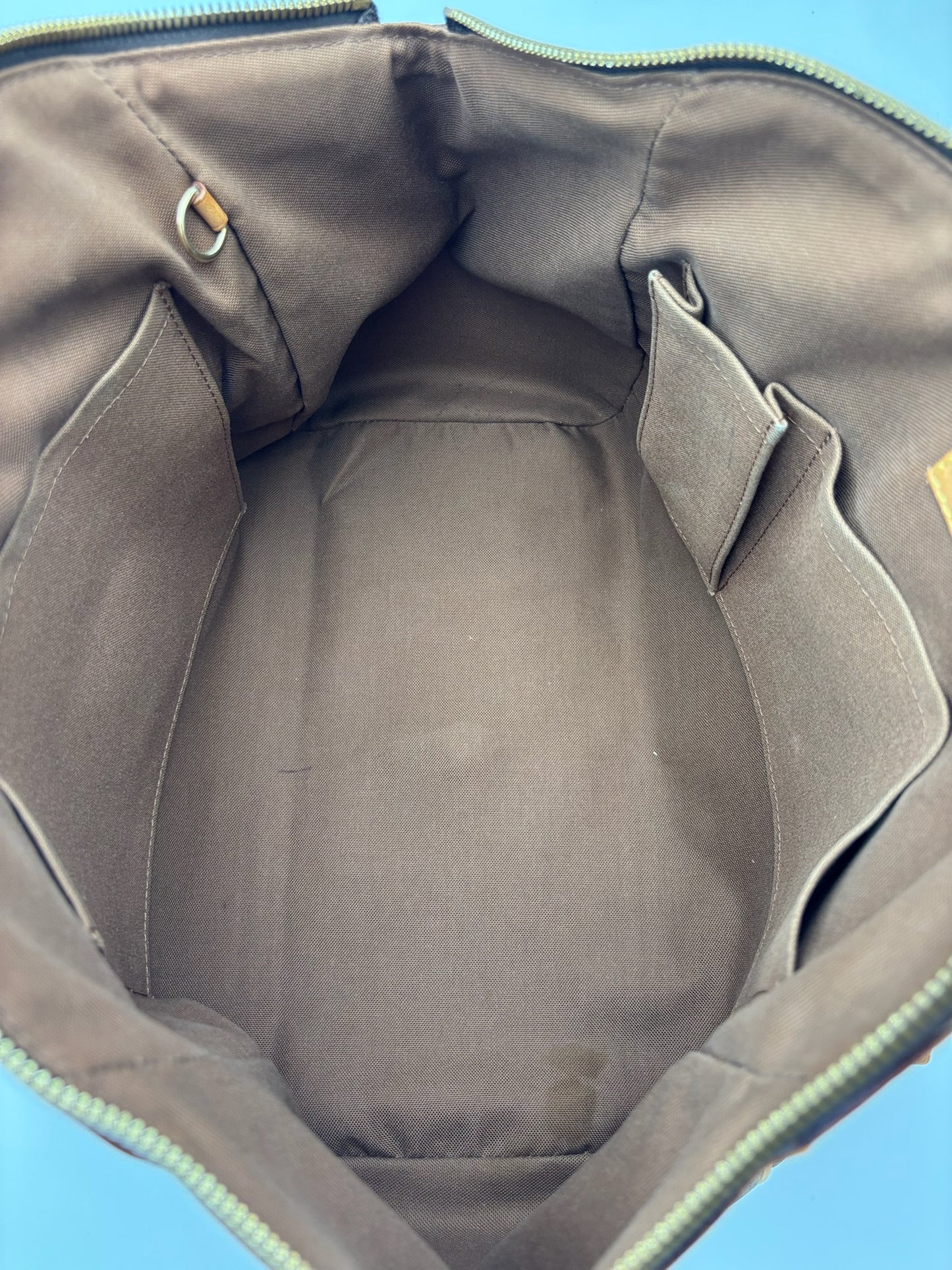 Louis Vuitton Tivoli GM Bag in Monogram Canvas