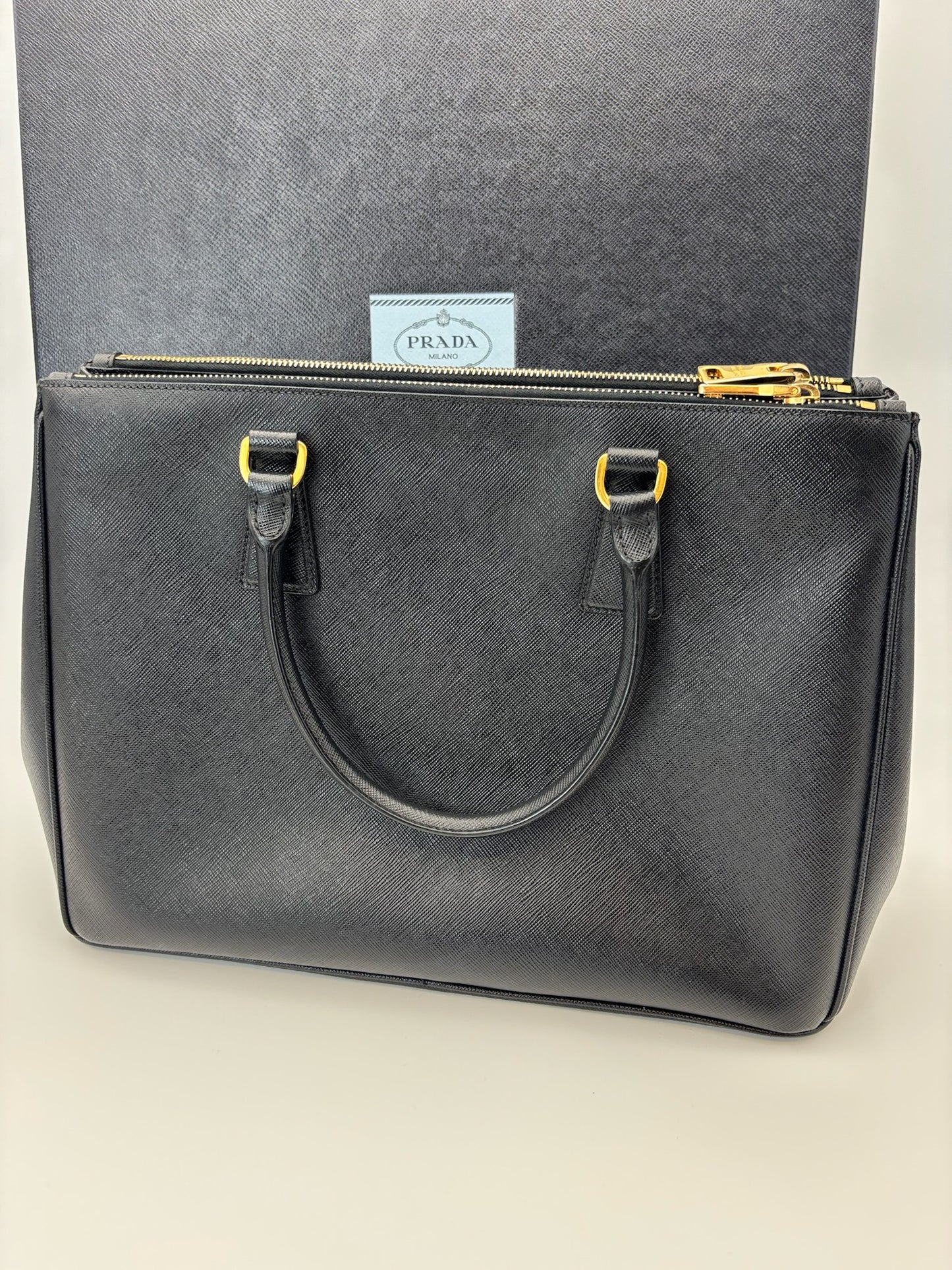Prada Galleria Handbag in Black Saffiano Leather