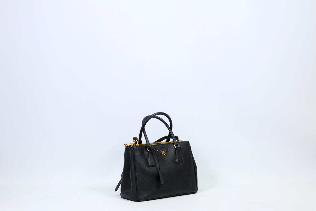 Prada Black Saffiano Galleria Medium Shoulder Bag 1BA863