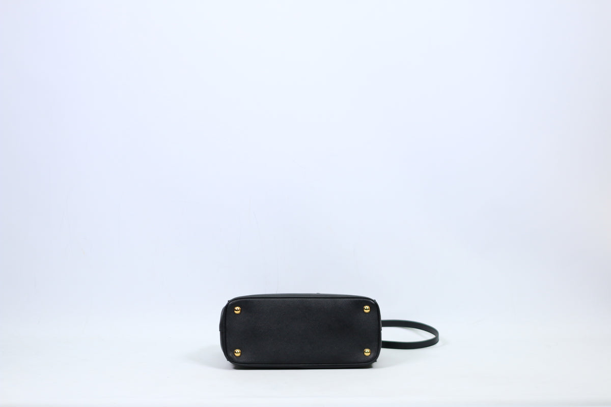 Prada Black Saffiano Galleria Medium Shoulder Bag 1BA863