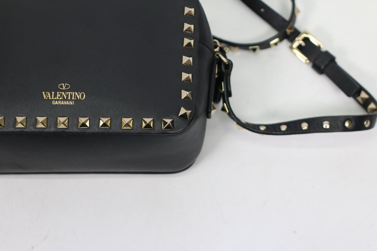 Valentino Black Leather Rockstud Camera Small Crossbody Bag JW2B0809