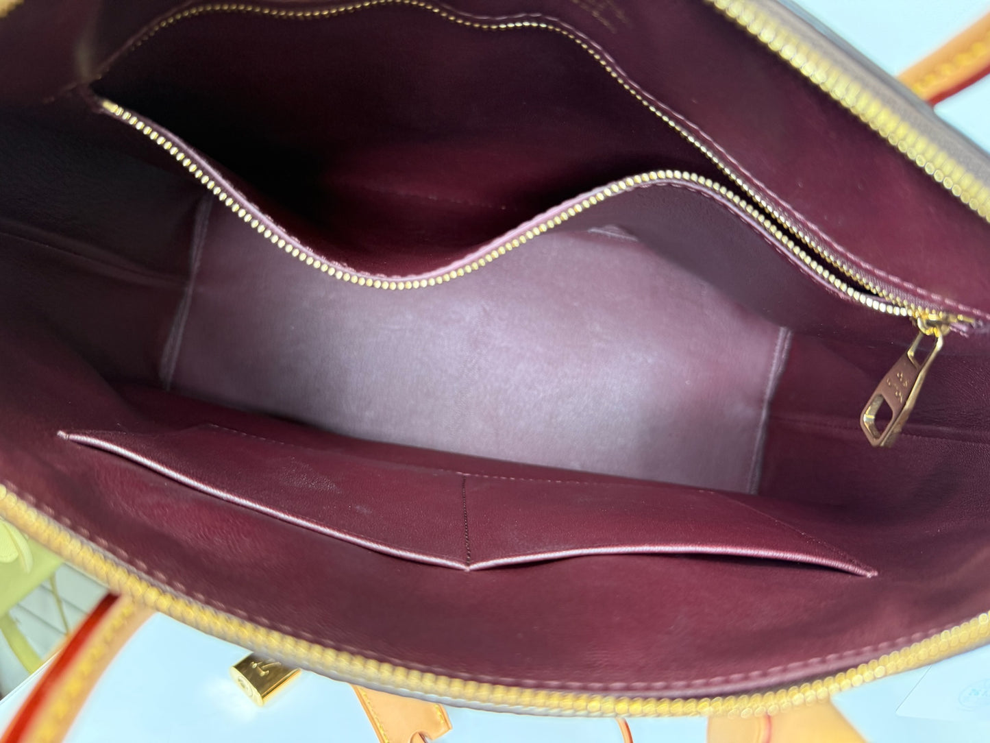 Louis Vuitton Lockit MM K98