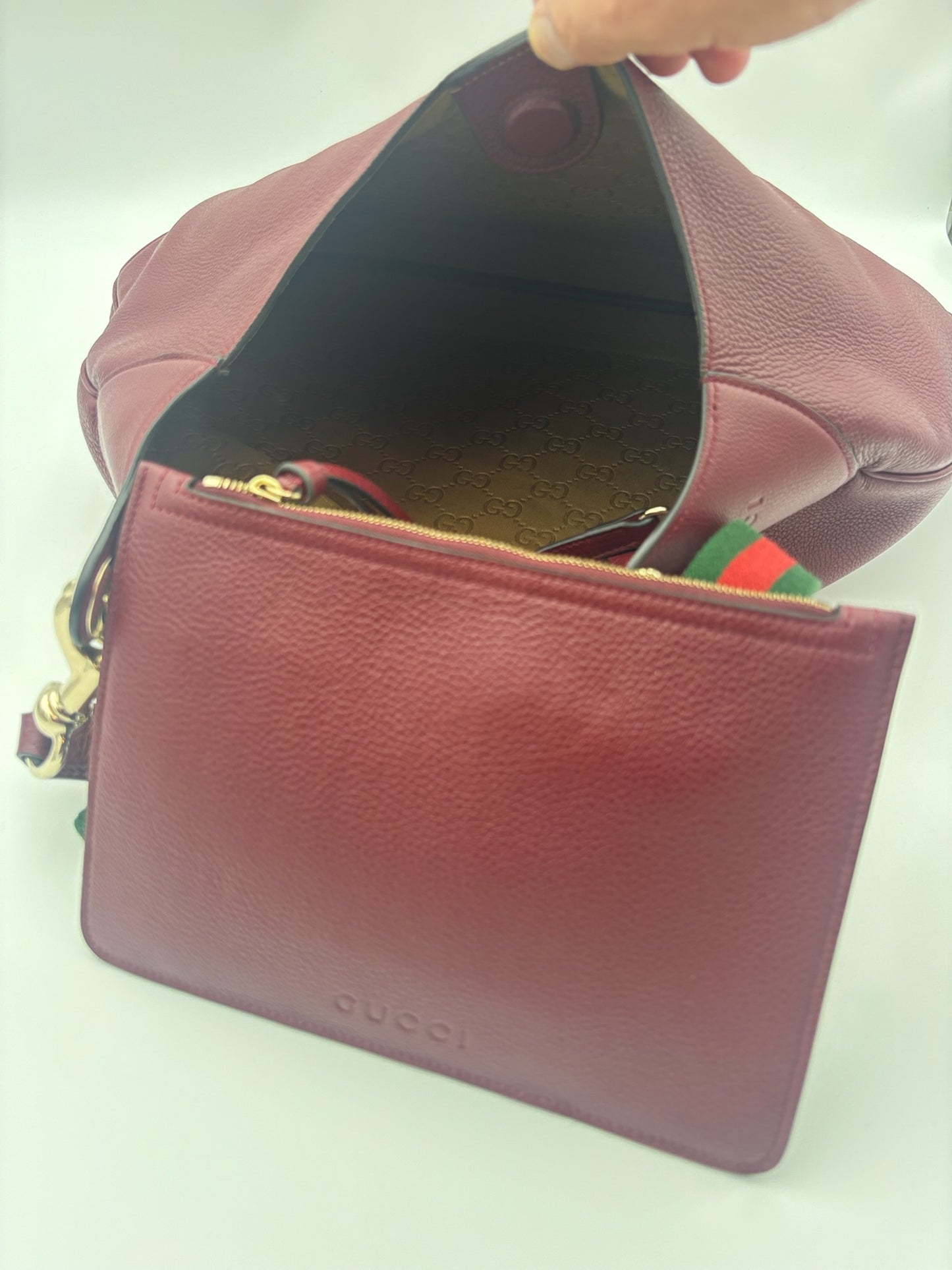 Gucci Maxi B Hobo Bag
