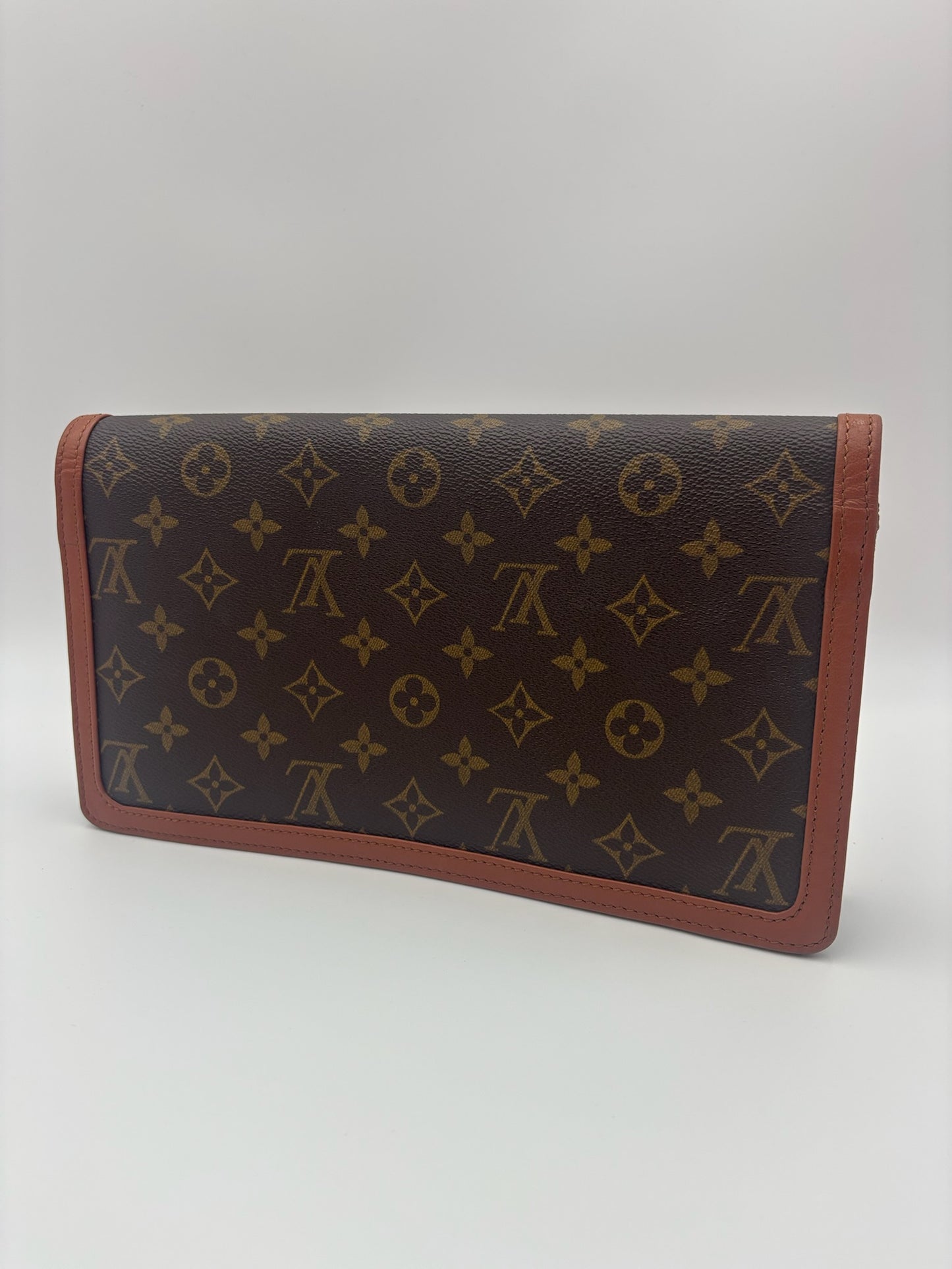 Louis Vuitton Monogram Pochette Dame 29