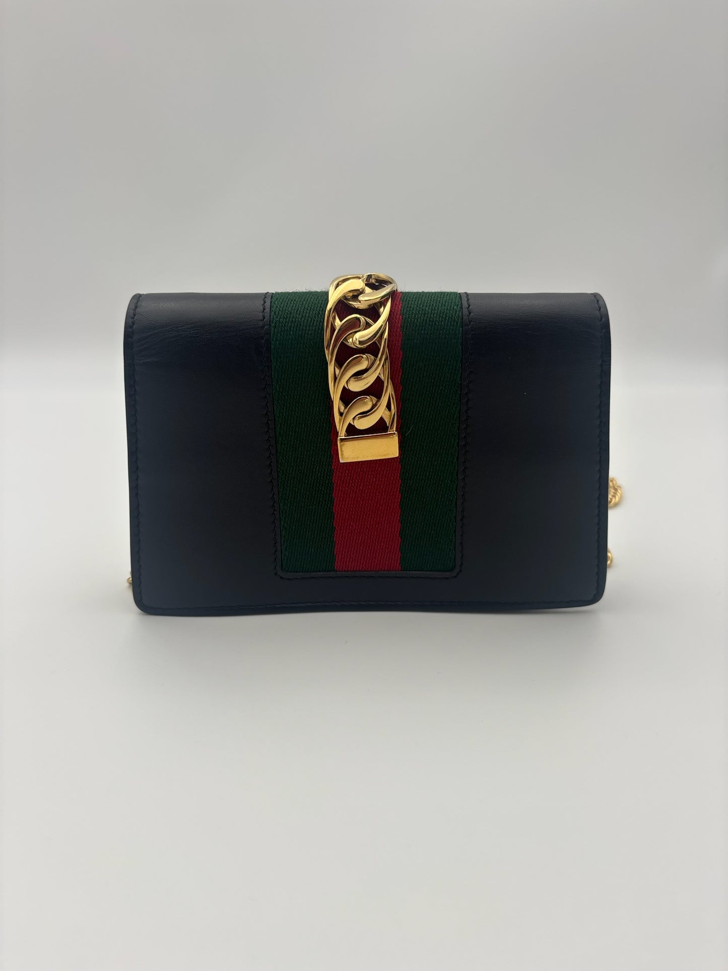 Gucci Sylvie Super Mini Chain Bag