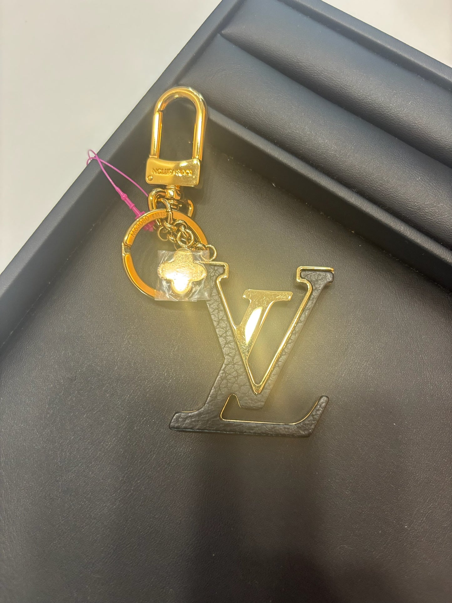 Louis Vuitton LV Facettes Bag Charm & Key Holder (JP)