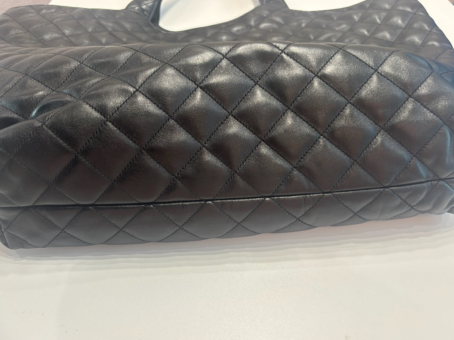 Saint Laurent Icare Maxi Shopping Bag (JP)