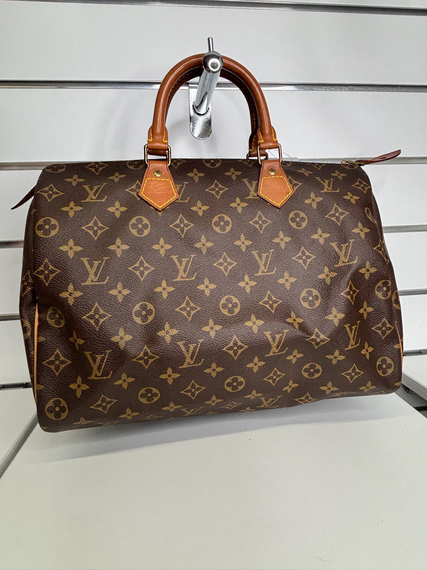 Louis Vuitton Monogram Speedy 35 (JP)