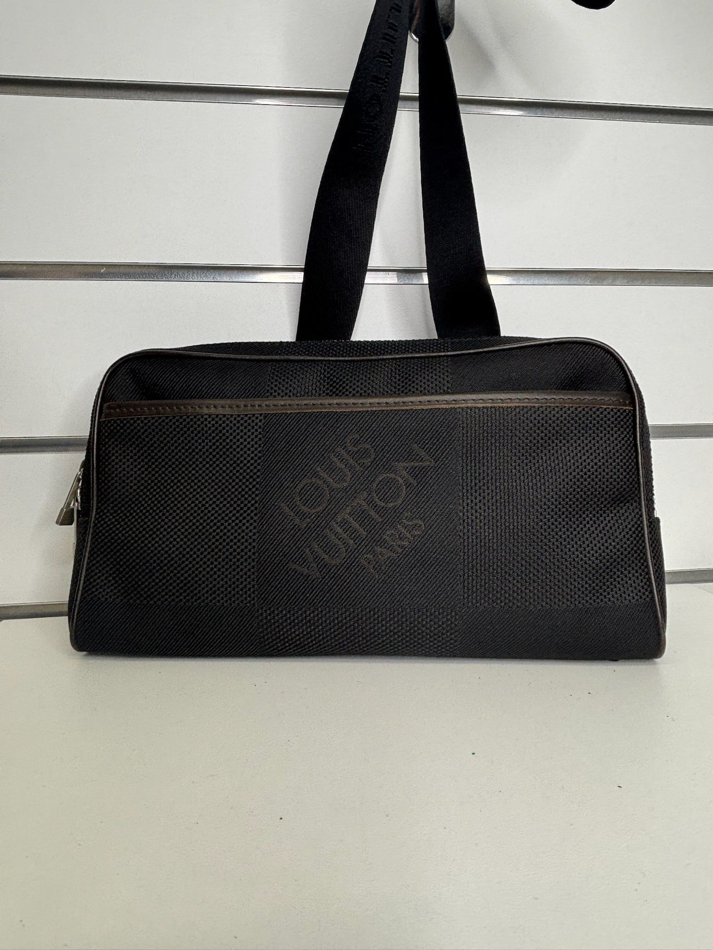Louis Vuitton Damier Géant Acrobate Bag (JP)