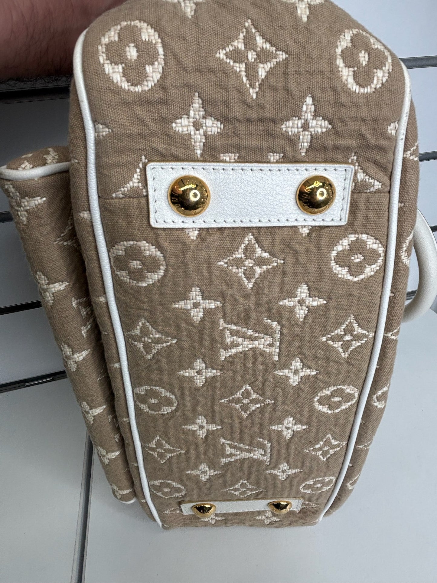 Louis Vuitton Limited Edition Blanc Monogram Sabbia Cabas MM (JP)