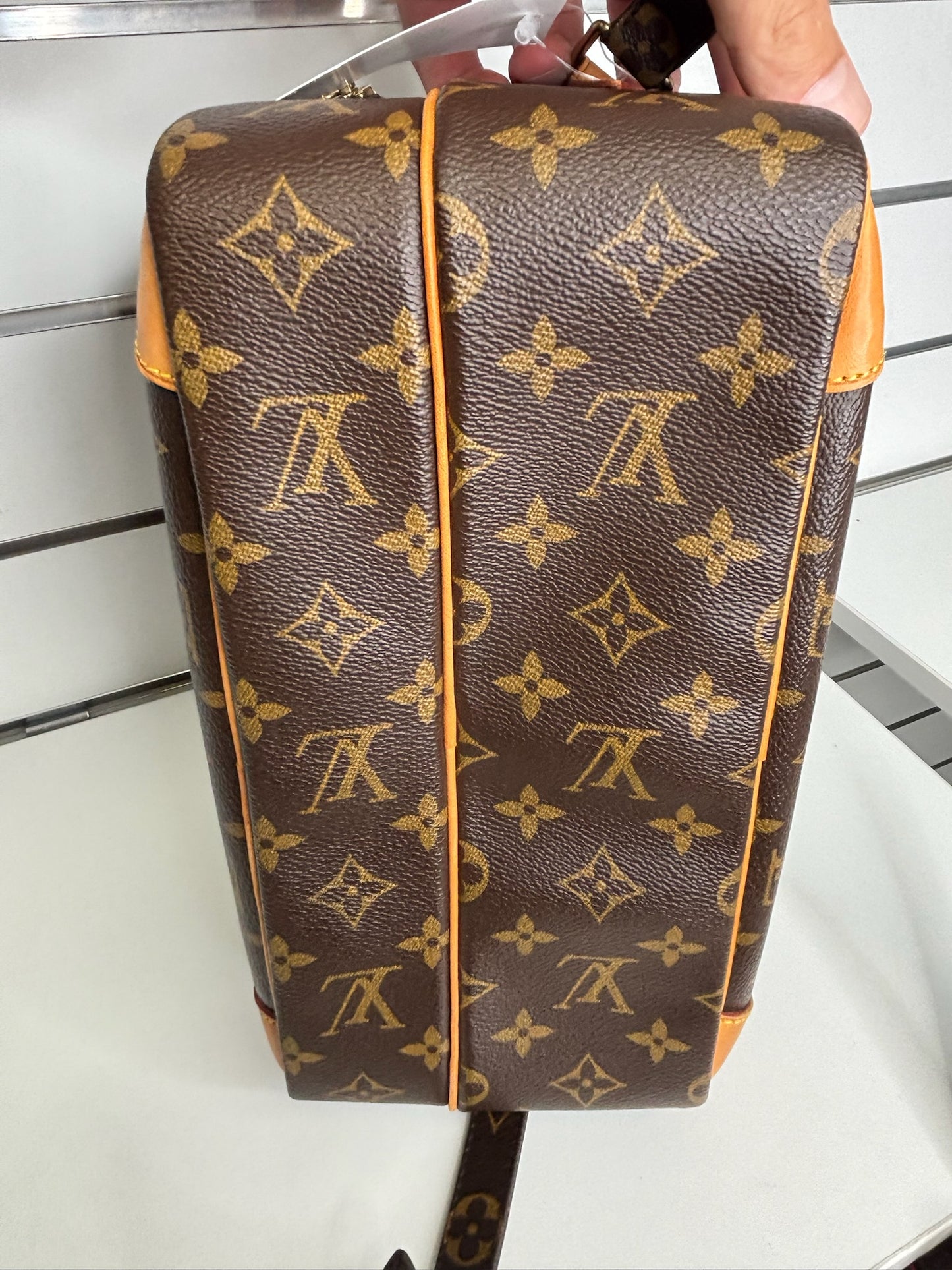 Louis Vuitton Monogram Nil Crossbody Bag (JP)