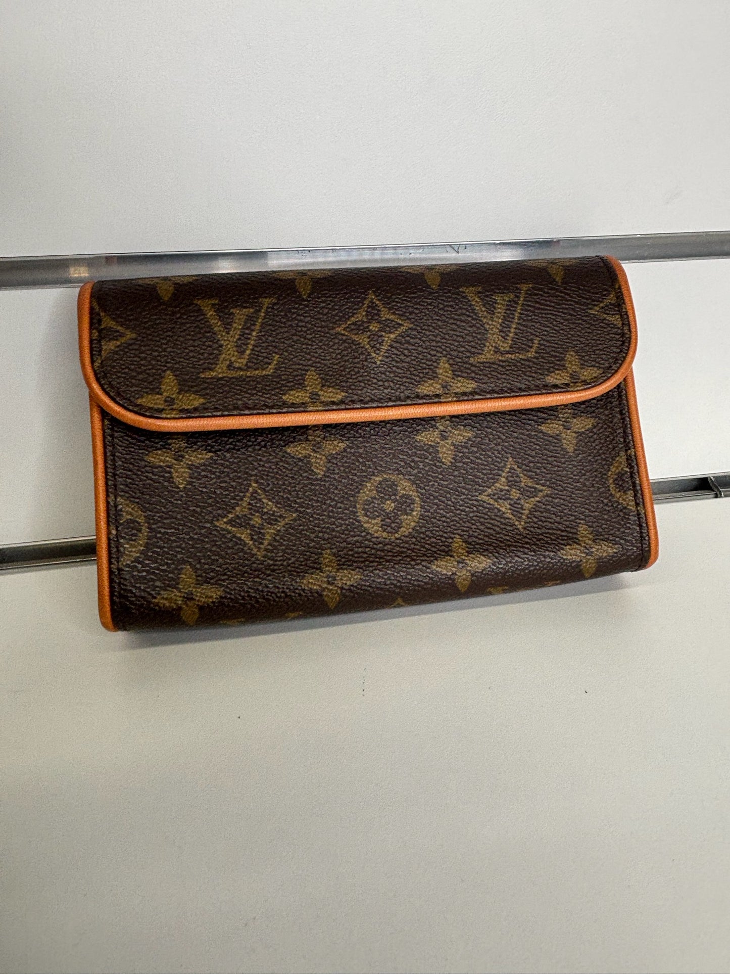 Louis Vuitton Monogram Pochette Florentine Belt Bag - Small (JP)
