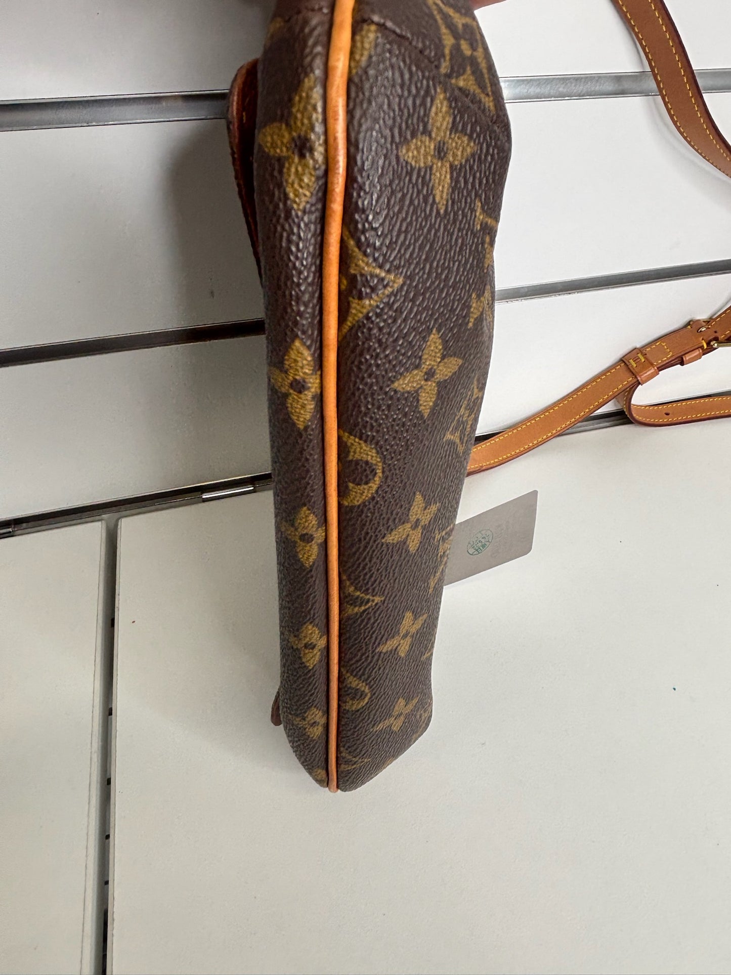 Louis Vuitton Monogram Canvas Musette Tango Bag (JP)