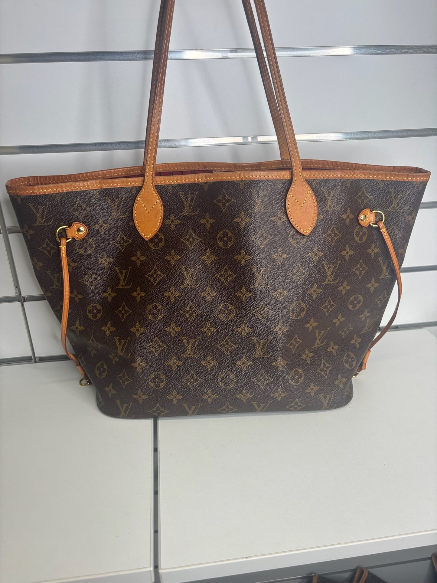 Louis Vuitton Monogram Neverfull MM Tote Bag (AR5106) (JP)