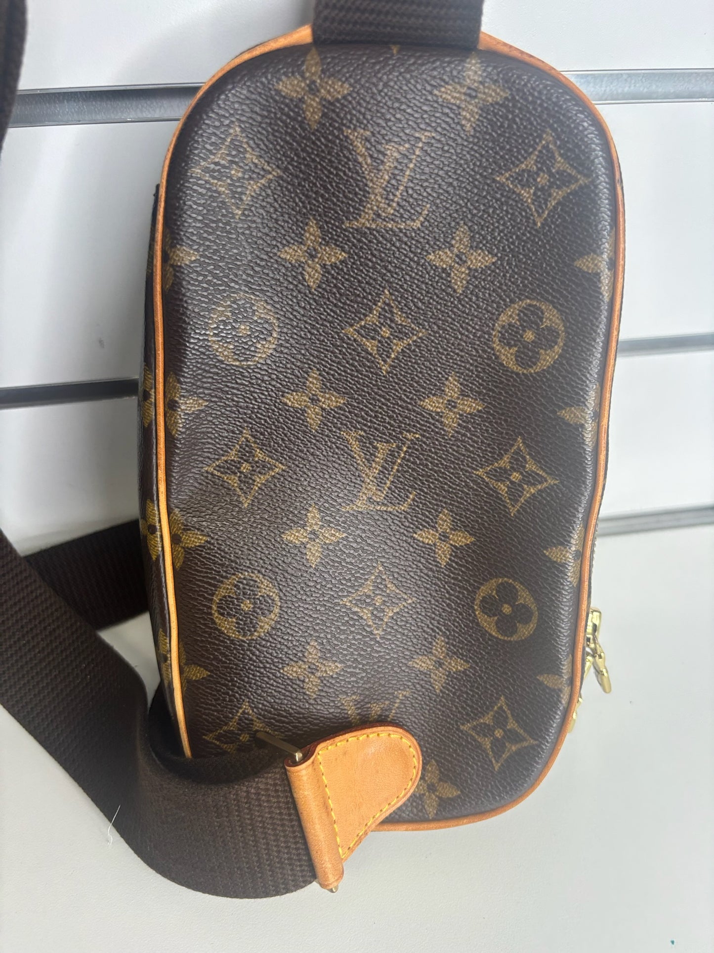 Louis Vuitton Monogram Pochette Gange Bag (CA1013) (JP)