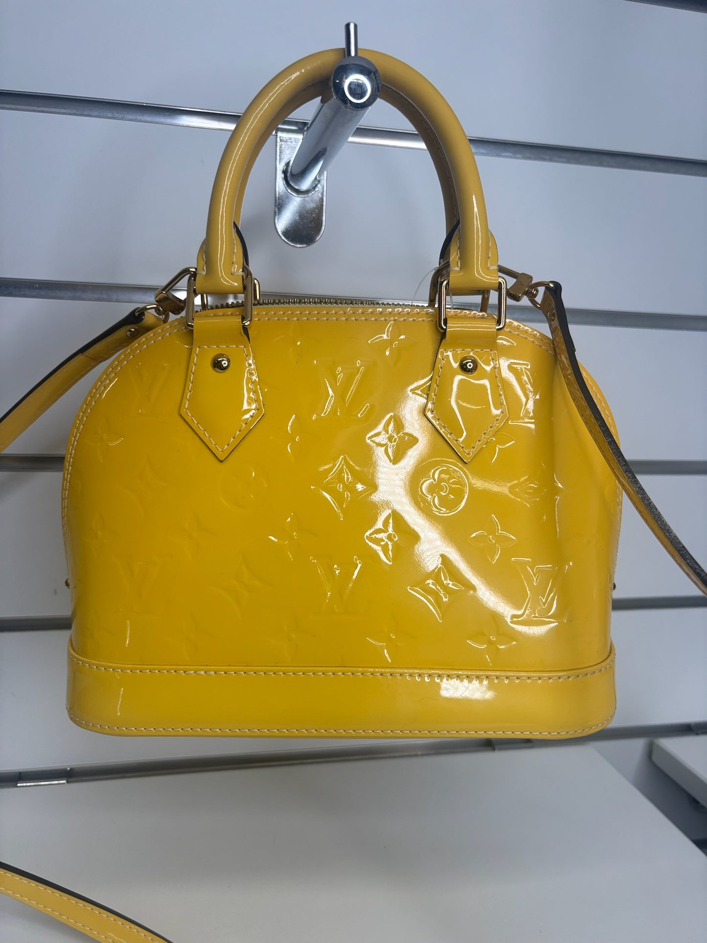 Louis Vuitton Jaune Passion Monogram Vernis Alma BB (JP)