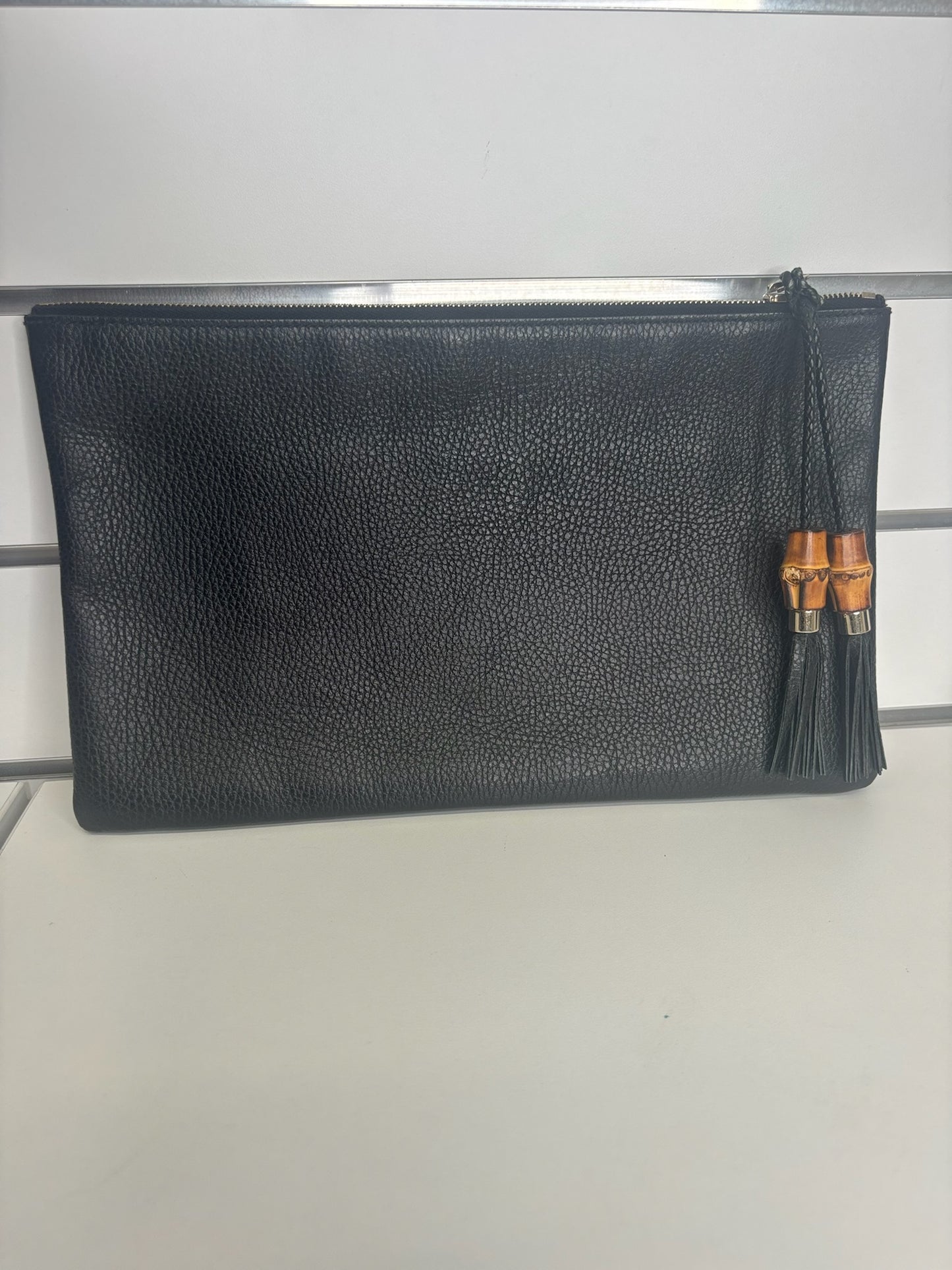 Gucci Calfskin Bamboo Tassel Clutch Bag (JP)